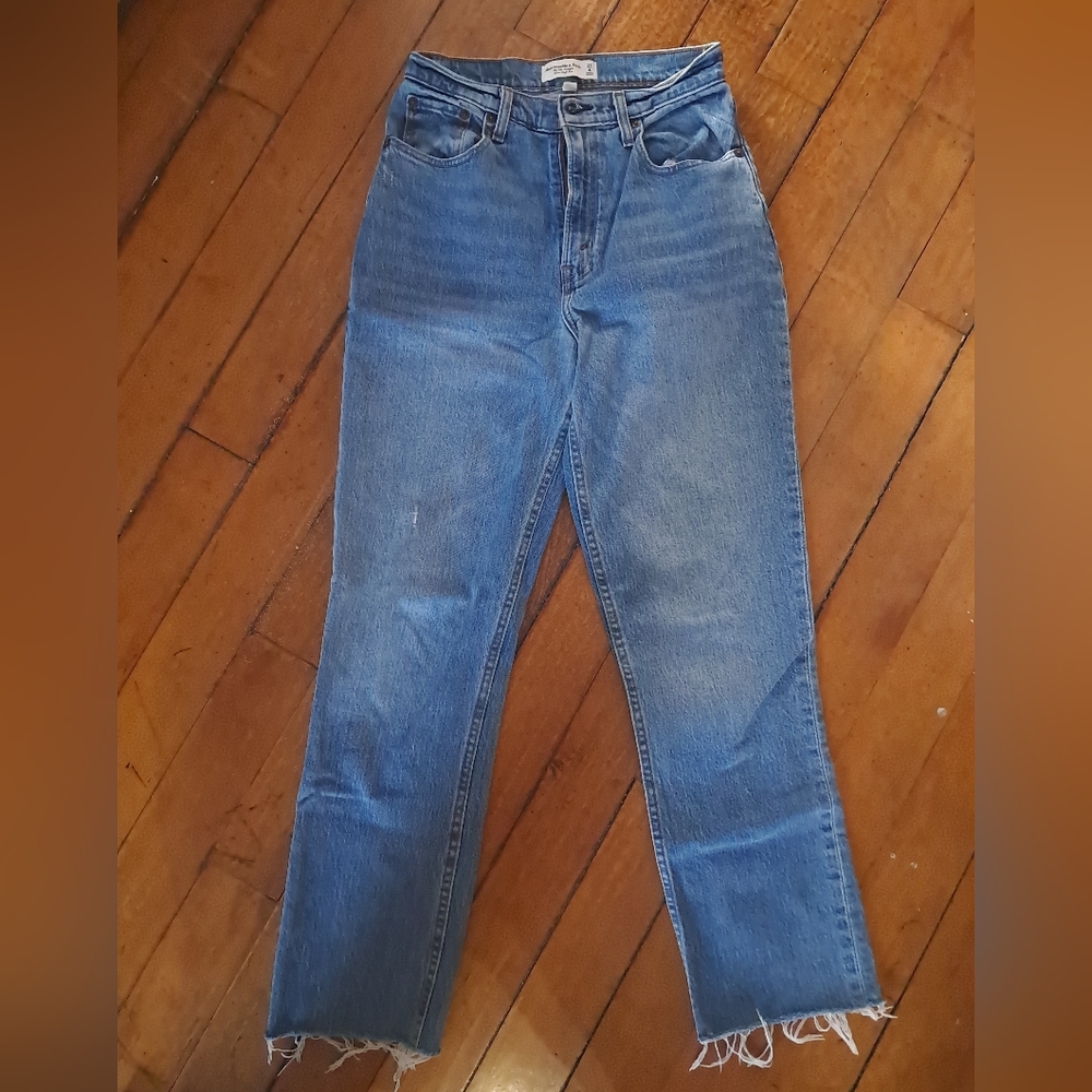 Abercrombie the 90s Straight Ultra High Rise Curve Love Jeans 4 LONG
